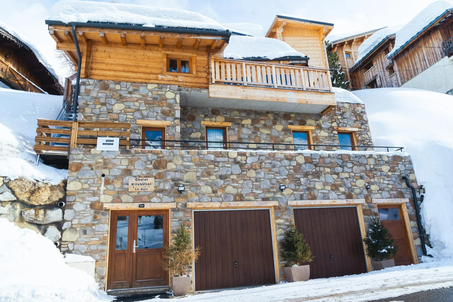 Ski Chalet Kitz in Tignes, France. Ski Chalets in Tignes