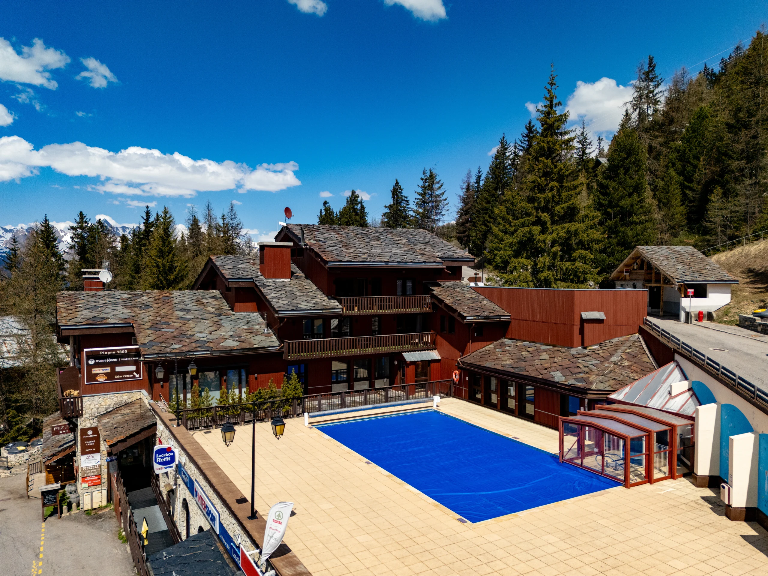 Ski Chalets in La Plagne. Chalet Petit Chardon.